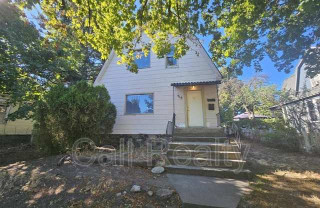 719 W Augusta