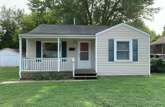 514 West Loren Street - 514 West Loren Street, Springfield, MO 65807