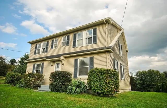 709 Morgantown Road - 709 Morgantown Road, Leith-Hatfield, PA 15401