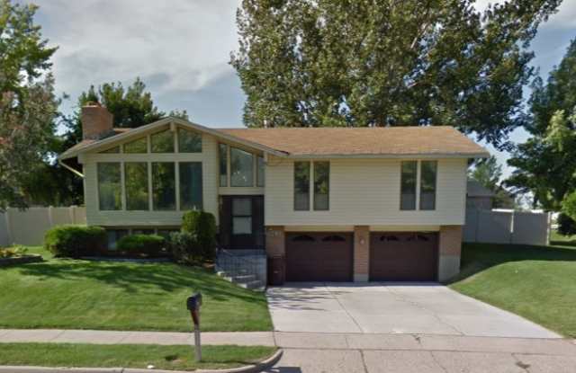 Photo of 813 East 5750 South