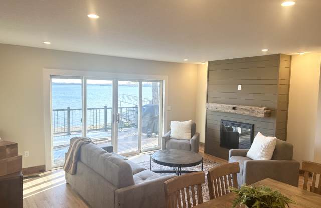267 S Shore Dr