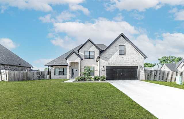 1100 Quailridge Way