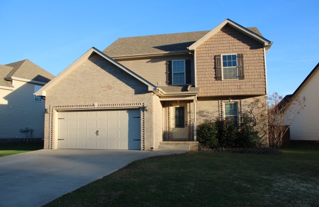 733 Cavalier Dr - 733 Cavalier Dr, Clarksville, TN 37040