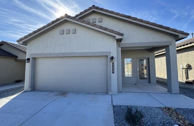 752 Amatista Loop Southeast - 752 Amatista Loop Southeast, Rio Rancho, NM 87124