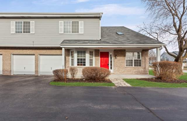 3490 WILLOWVIEW Court