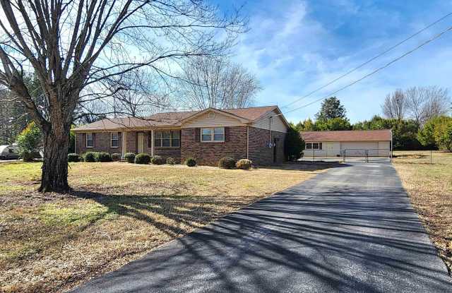 6107 Trailwood Drive