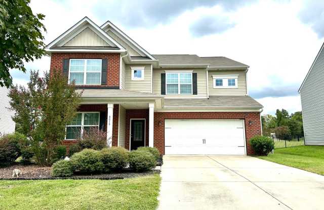 Photo of 8019 Kelburn Ln