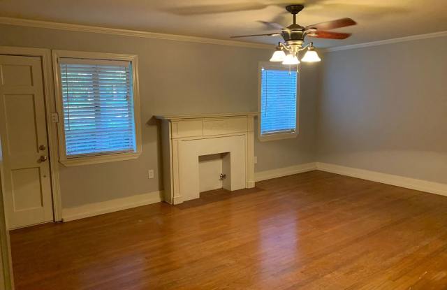 Large 3 bed 2 bath house