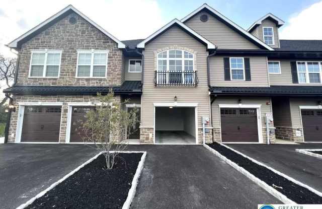 Photo of 1047 Cetronia Road unit: 3