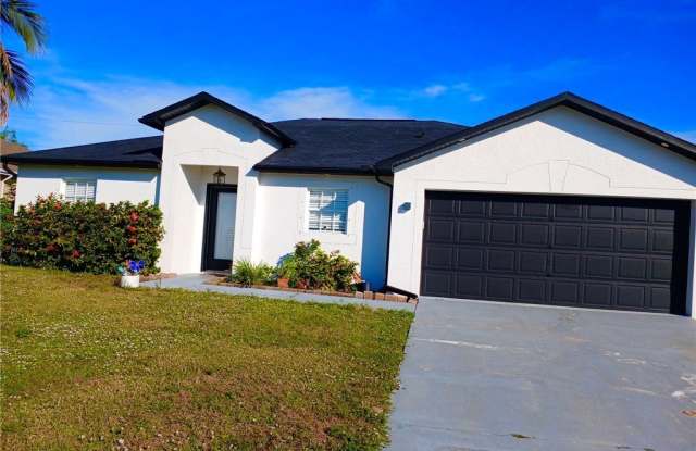 Photo of 3307 Surfside Boulevard