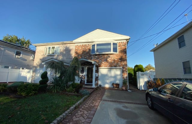 2827 Amboy Rd, #1F - 2827 Amboy Road, Staten Island, NY 10306