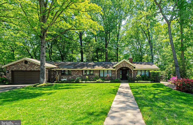 5229 CHIPPEWA Place