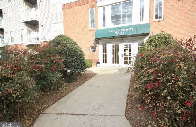 Photo of 7000 FALLS REACH Drive unit: 110