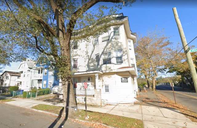341 Peck St