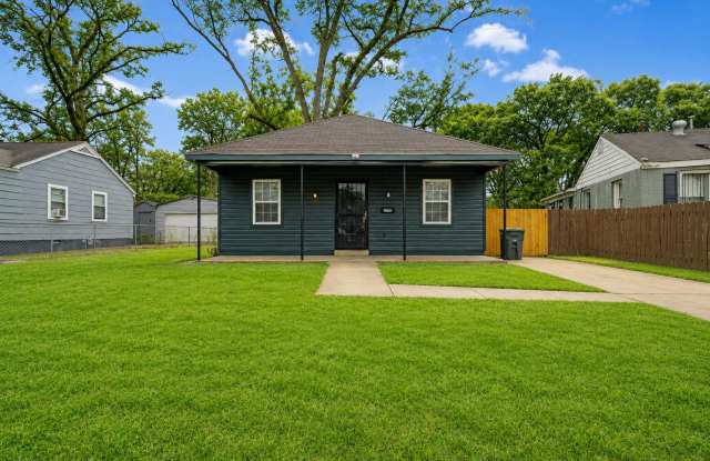 3135 Mimosa Avenue