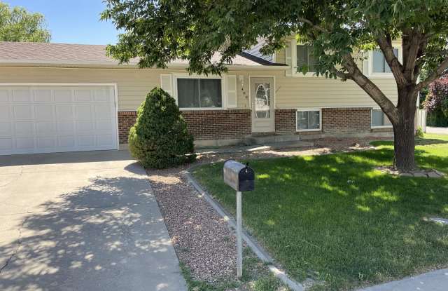 488 Anjou Drive