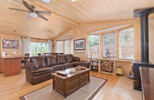 Photo of Fully Furnished  Move-In Ready Home – Long-Term Housing Available in Mammoth Lakes