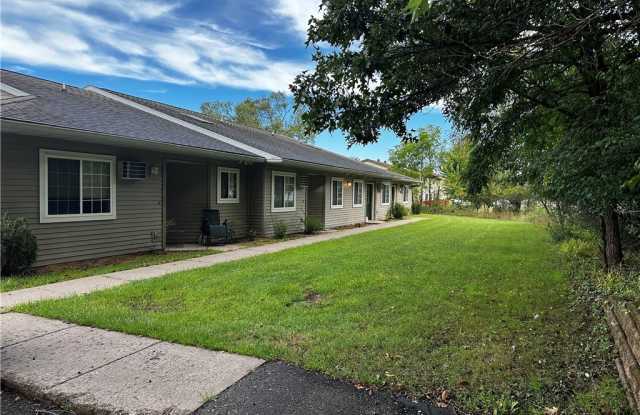 208 Bowman Lane unit: 3