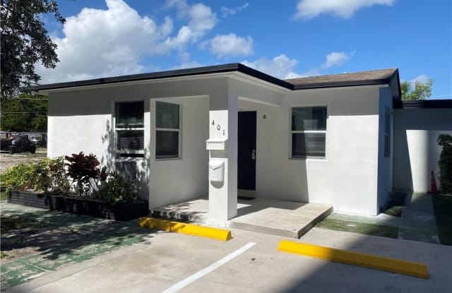 401 SE 10th St - 401 Southeast 10th Street, Hallandale Beach, FL 33009