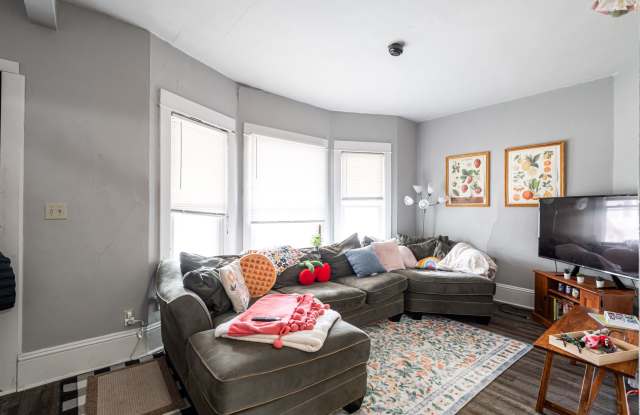 Photo of Bartlett Lower steps to campus