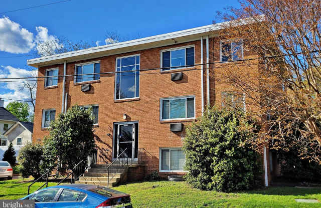 Photo of 2301 6TH STREET S