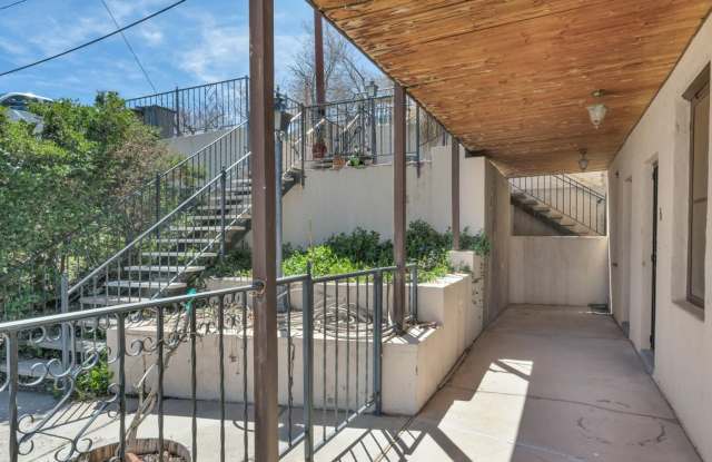 3 Bedroom 1 Bath Apartment In Jerome contact Property Pros Property Management