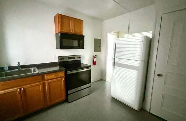 101 Wickham Avenue unit: 1