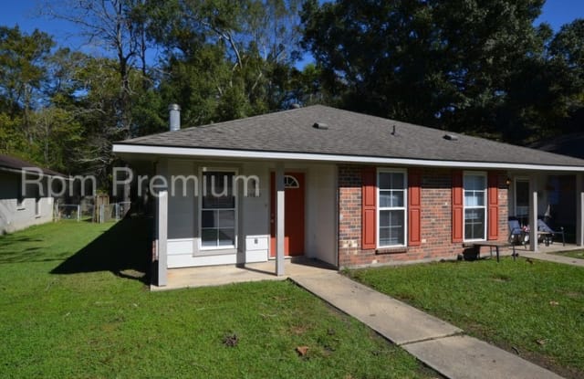 14845 Central Woods Avenue - 14845 Central Woods Avenue, Central, LA 70818