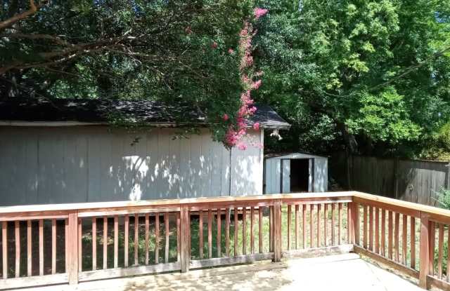 504 Vine Street Northeast