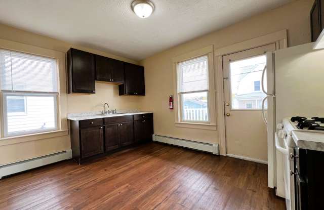 30 Chalapa Avenue 1F