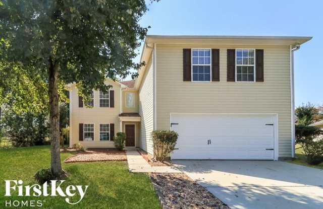 1033 Sycamore Lane