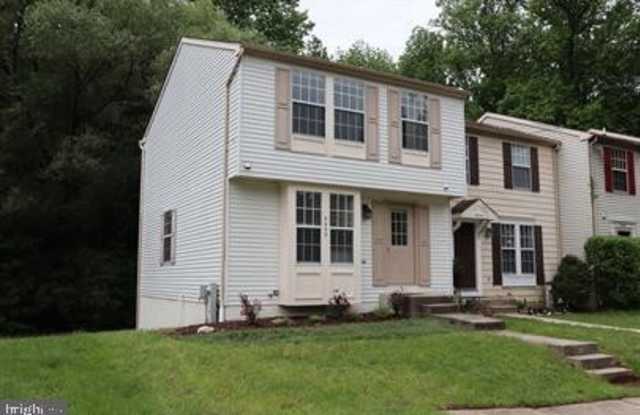 9439 KINGS GRANT ROAD