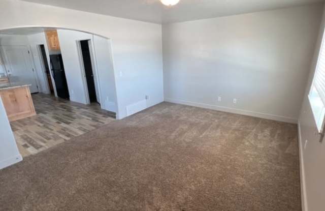 429 N 2650 W
