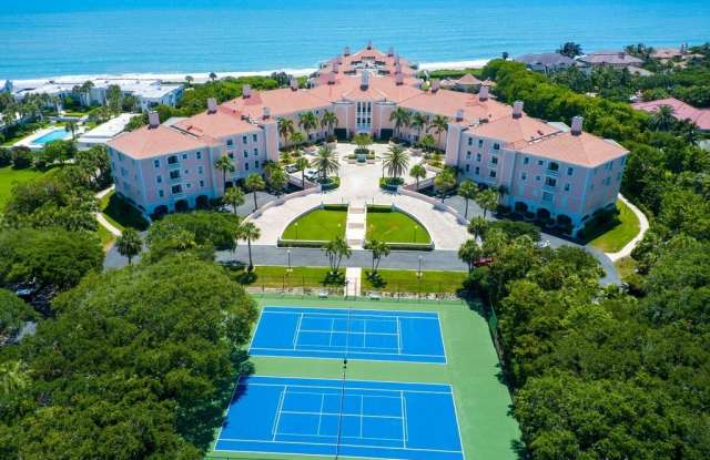 5690 Highway A1a