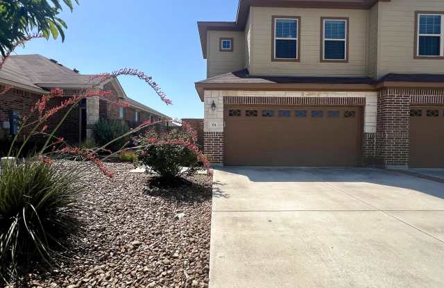 374 Creekside Curve New Braunfels, TX. 78130 - 1