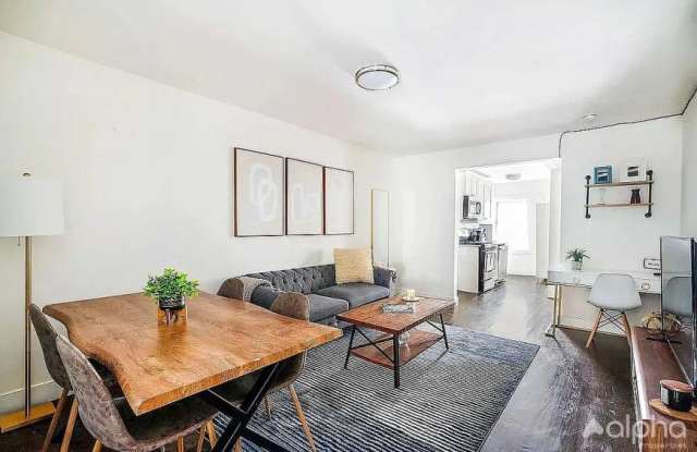 359 West 39th Street