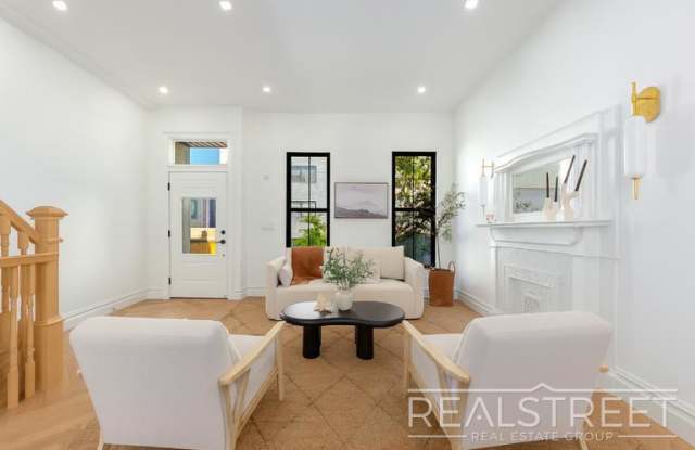 Photo of 16 Goodwin Place