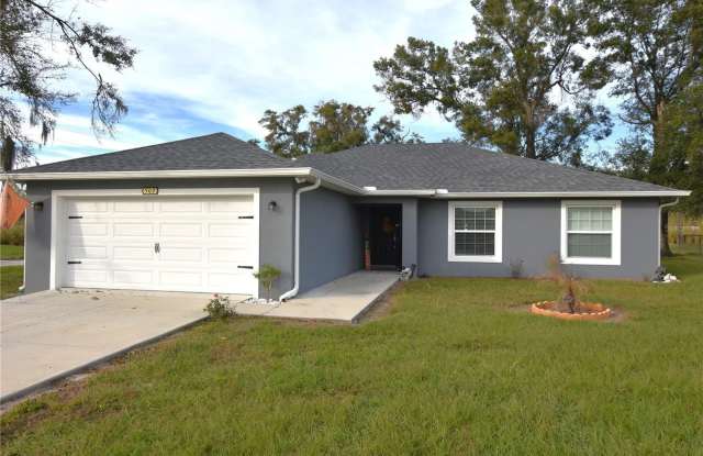 502 SE 3RD STREET - 502 Southeast 3rd Street, Mulberry, FL 33860