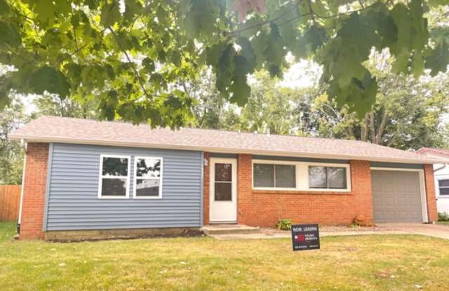 Photo of Spacious 3-Bedroom Ranch with Fenced Yard, Garage Workshop  Prime East Normal Location