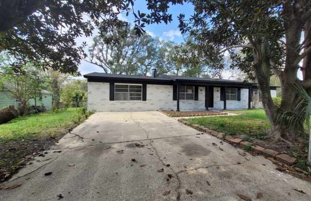 507 N t Street: MOVE IN SPECIAL!! Waived $350 Cleaning Fee!!!!!