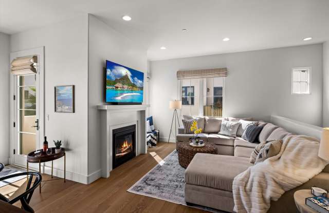 3728 State St unit: 131