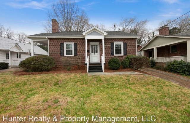 2346 Walker Ave - 2346 Walker Avenue, Winston-Salem, NC 27103