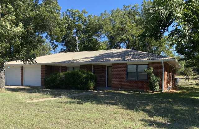 Photo of 646 North Main Street