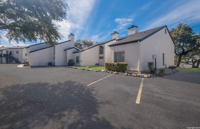 1135 PARKVIEW DR