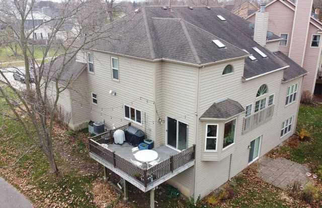 3220 Indian Creek Drive