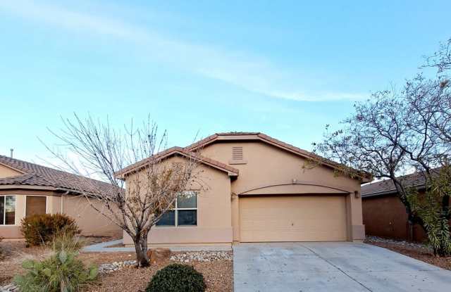 Cute 3 bed, 2 bath home in Huning Ranch
