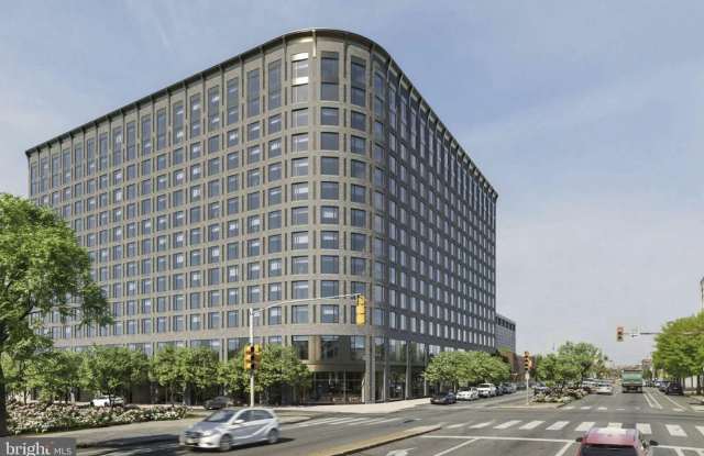 200-24 SPRING GARDEN Street