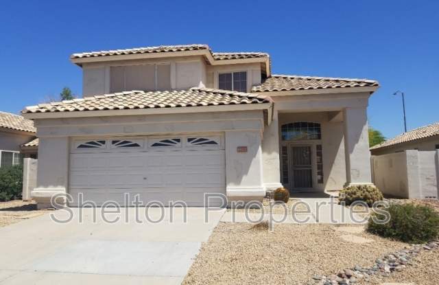 6822 W Louise Dr
