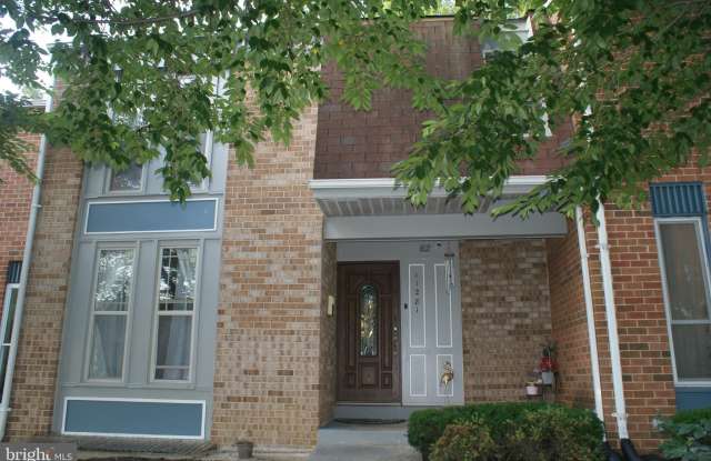 11281 COLUMBIA PIKE