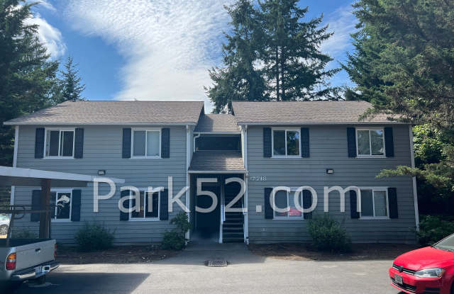 Puyallup Area 2 Bedroom 2nd Floor Apartment